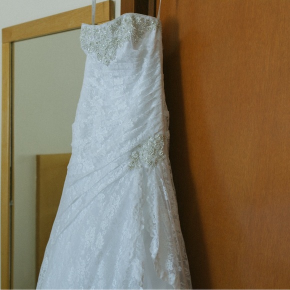 David's Bridal YP3344 Size 6 - Picture 2 of 5